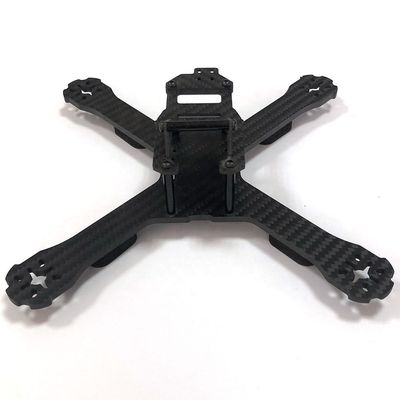 خفيفة الوزن الألياف الكربونية صفيحة ورقة الحائط 1mm 2mm 10mm للطائرة بدون طيار 48 X 96 4 X8