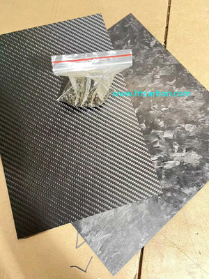صبغات الكربون 3k Twill الكربون الصفحة المزورة النسيج البسيط Super Shin الكربون