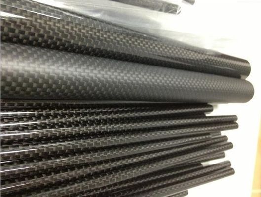 الوزن المنخفض أنابيب الألياف الكربونية الدائرية الصغيرة 6mm 7mm 8mm 10mm 12mm 13mm